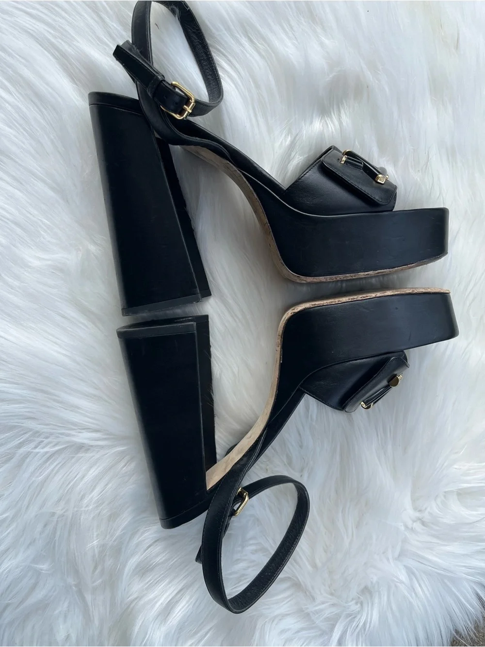 LOUIS VUITTON Black Chunky Leather Shake Platform Sandals Heels sz. 40